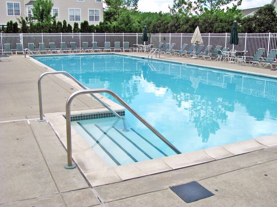 Pool - 66 Limerick Ln