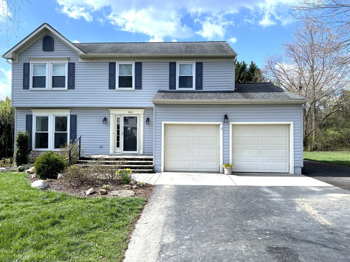 Foto principal - 8147 Clifford Ct