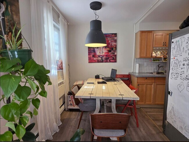 Foto del edificio - 412 N Wayne Ave