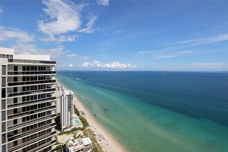 Building Photo - 1830 S Ocean Dr