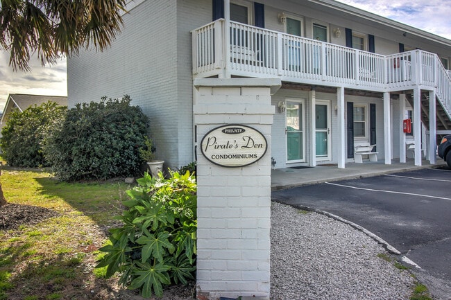 Foto del edificio - 127 Old Causeway Rd
