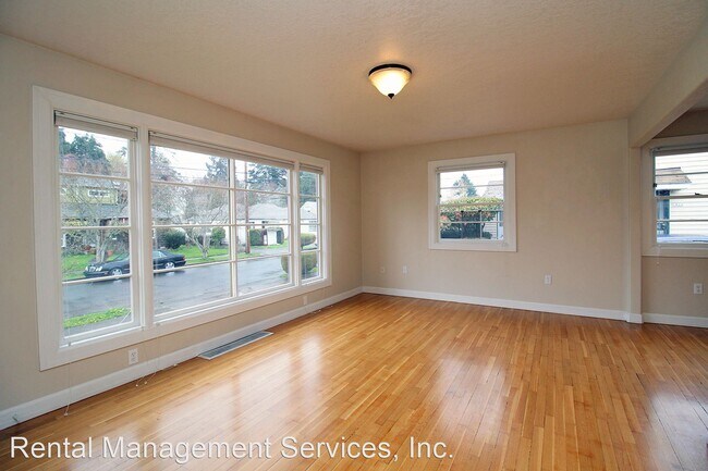 Building Photo - 3 br, 2 bath House - 1814 NE Bryant St