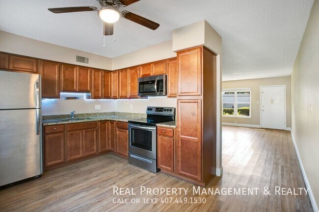 Foto del edificio - 2 BR / 1 BA Condo In Primrose Plaza