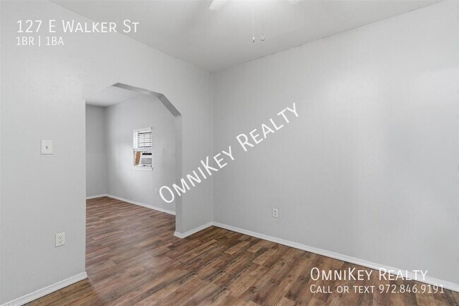 Foto del edificio - 127 E Walker St