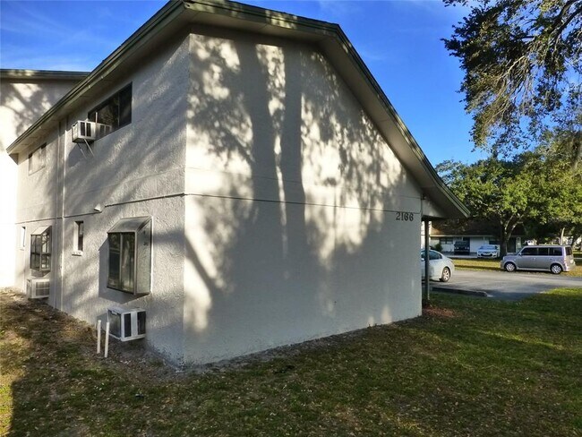 Building Photo - 2166 Bradford St