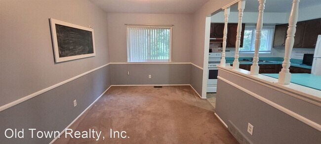 Building Photo - 4 br, 2.5 bath House - 2163 Yorktown