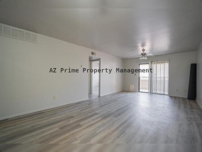 Building Photo - 11026 N 28TH DR UNIT 61, PHOENIX AZ