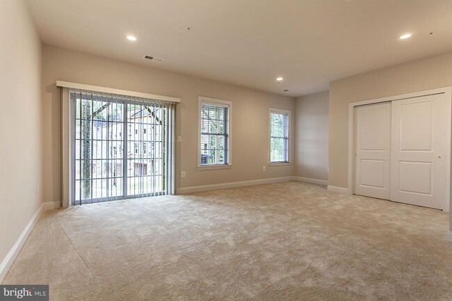 Building Photo - 7807 Crystal Brook Way