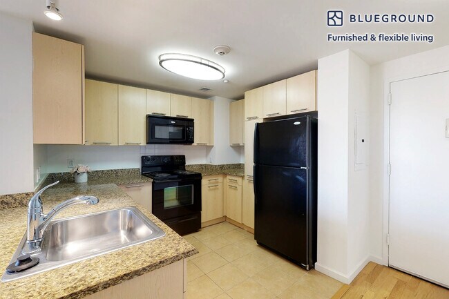 Building Photo - 27 Barker Ave