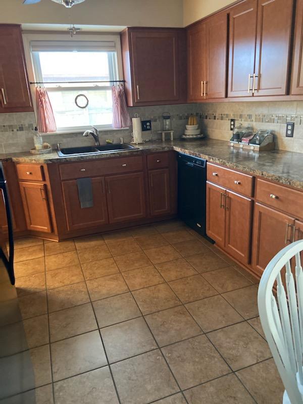 Kitchen - 8024 15th Ave