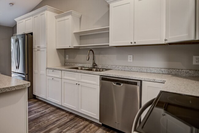 Foto del edificio - Like New 3 Bedroom Town Home