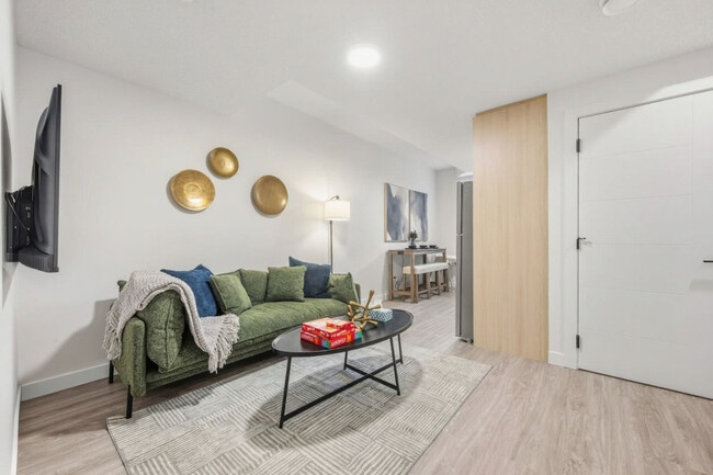 Building Photo - 10749-10773 73 Ave NW