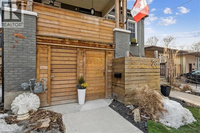 Photo du bâtiment - 28 Grove St