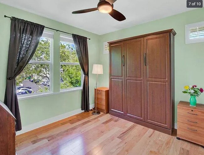 Guest Room - 401 17th St