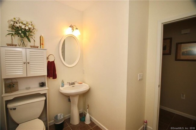 Building Photo - 11 Great Oak Ridge Way