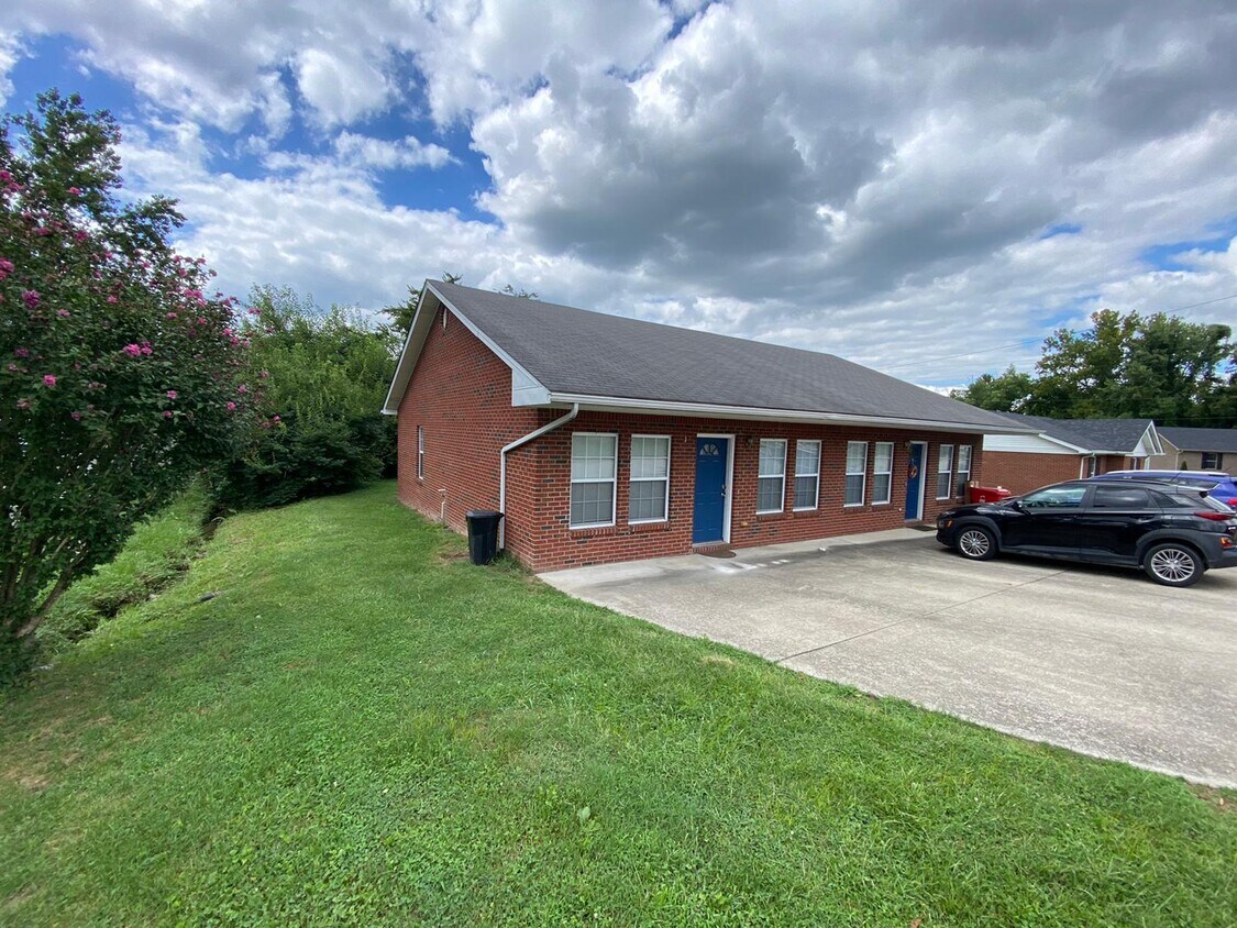 107 Logan Ct, Berea, KY 40403 Townhome Rentals in Berea KY