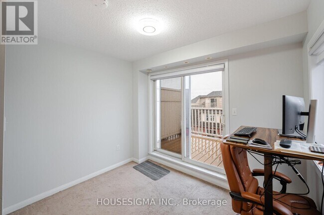 Photo du bâtiment - 760-760 Neighbourhood Cir