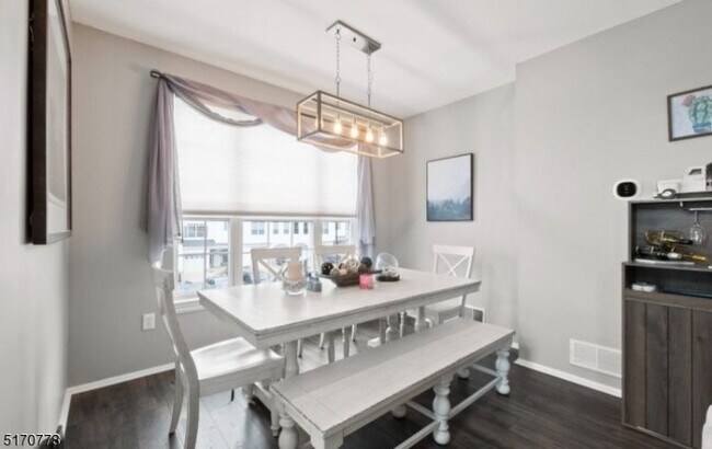 Foto del edificio - 12 Timothy Ct