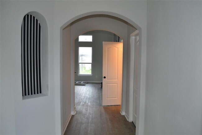 Building Photo - 9514 Curry Landing Dr
