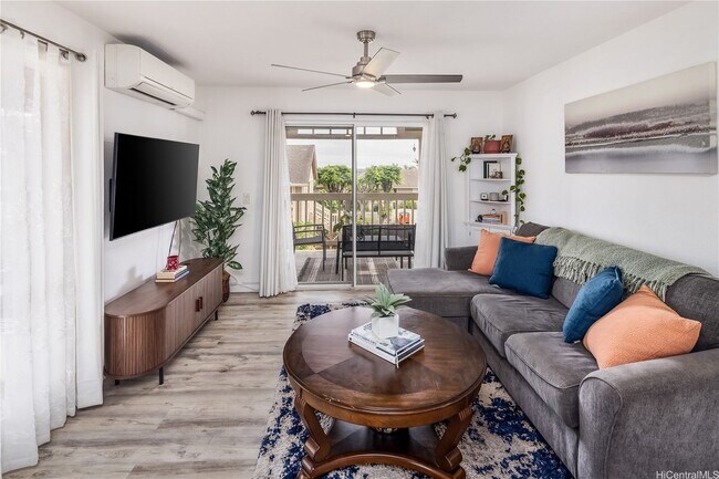 Foto del edificio - AVAILABLE NOW! 2 bed, 2 bath, 1 parking