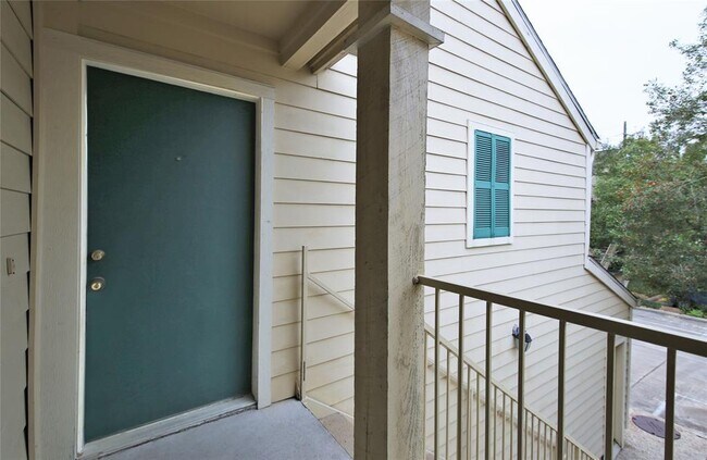 Building Photo - 777 Bering Dr