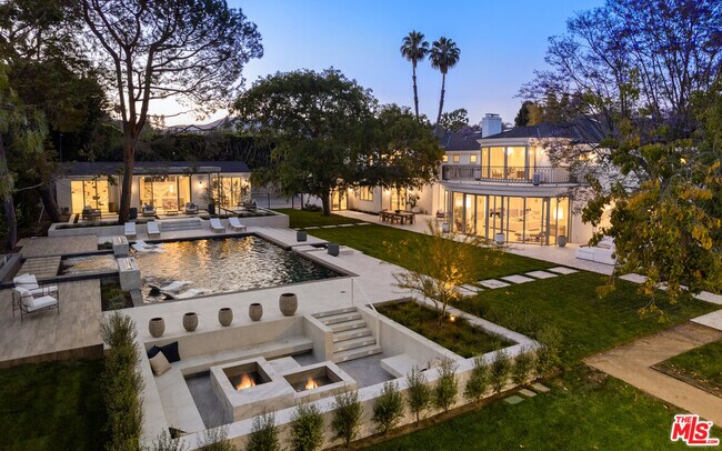 Foto del edificio - 901 Whittier Dr