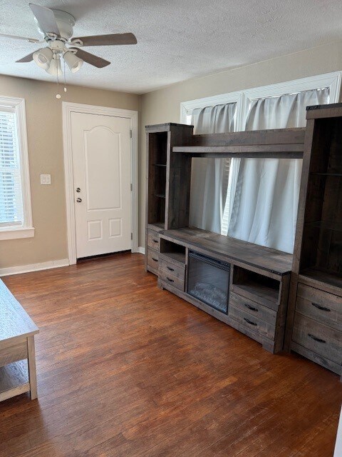 Foto del edificio - 3720 Avenue P 1/2 Rear