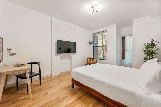 Building Photo - 491 2nd Ave