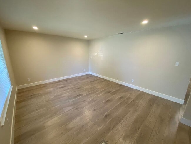 Building Photo - 4013 Andedon Cir