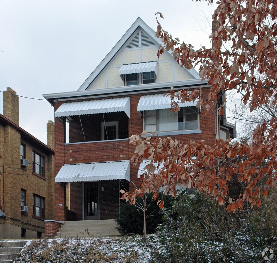 Primary Photo - 2716-2718 Stratford Ave
