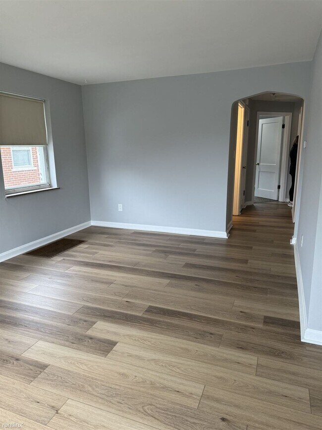 Building Photo - 2 br, 1 bath House - 4340 Webster Ave