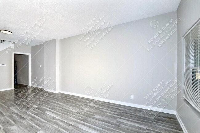 Foto del edificio - 414 N Temple Ave