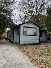 Building Photo - 2064 W 18th St