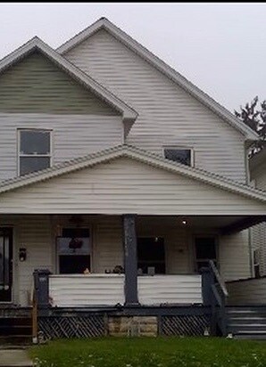 Primary Photo - 508/510 Oak - Duplex