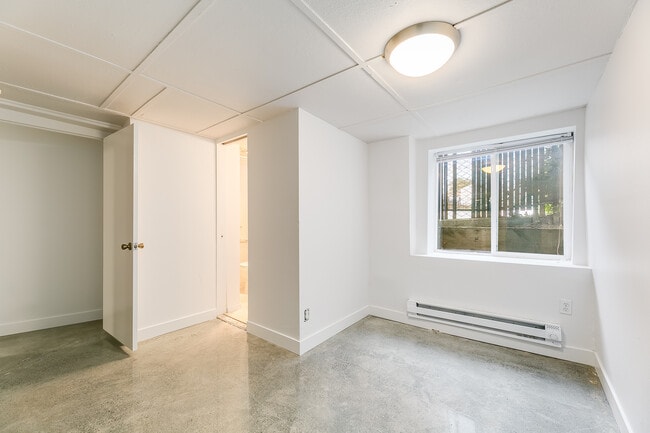 Building Photo - 1111 29th Ave