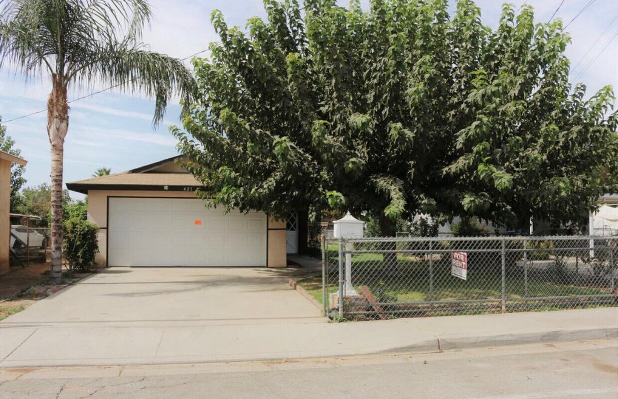 421 Meyer St, Arvin, CA 93203 House Rental in Arvin, CA