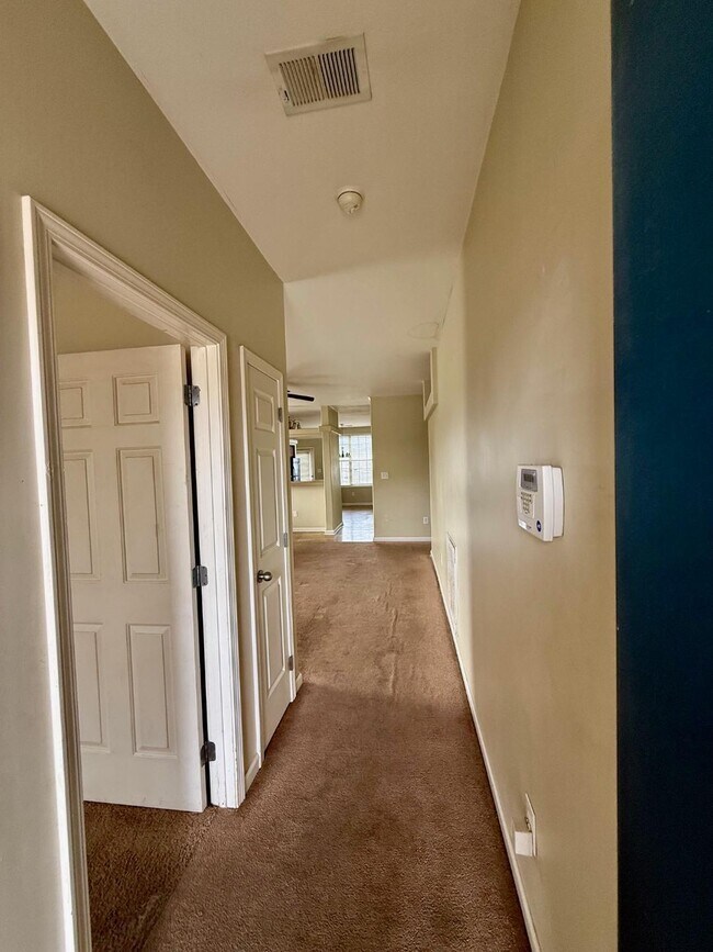 Foto del edificio - 3101 Lander Ct