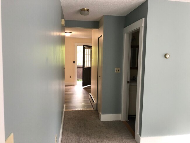 Liv room view to back door through kitchen - 432 N State St