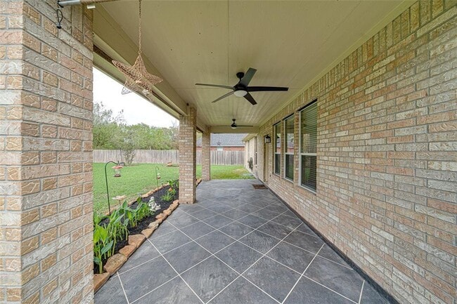 Building Photo - 14418 Chartley Falls Dr