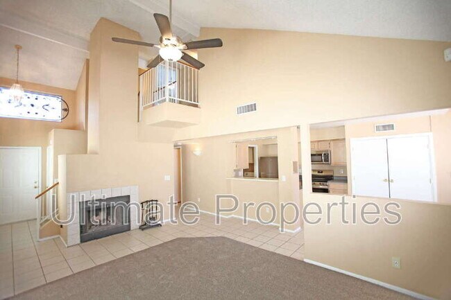 Foto del edificio - 6718 W Kings Ave