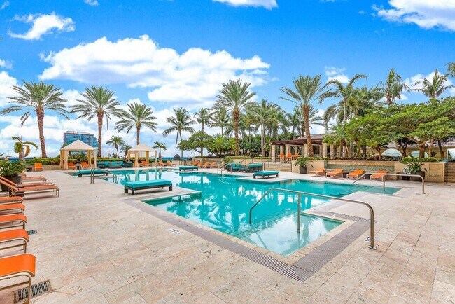 Foto del edificio - 550 Okeechobee Blvd