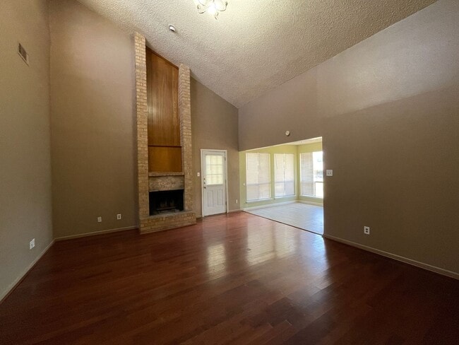 Building Photo - 4502 Whitmire Ln