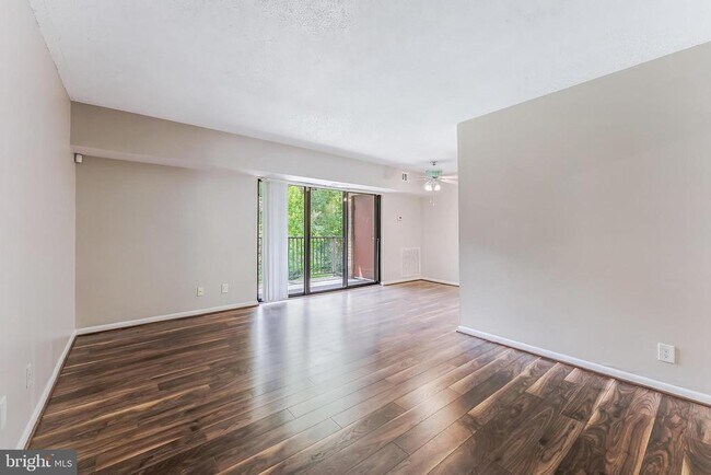 Foto del edificio - 11657 Stoneview Square
