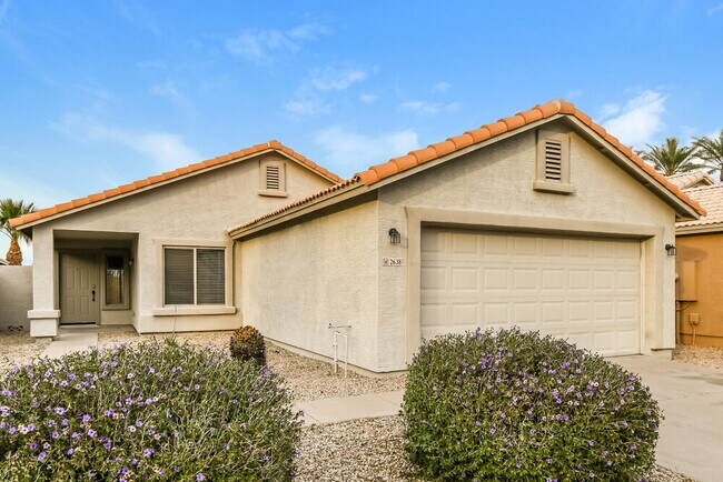 Foto del edificio - 2638 E Valencia Dr