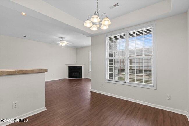 Building Photo - 301 Triton Ln