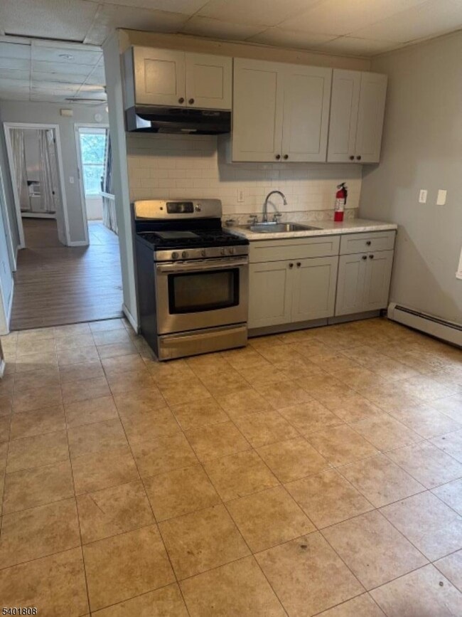 Foto del edificio - 85 Holsman St