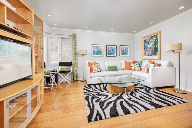 Foto del edificio - Long-Term | Vacation Rental | Laguna Beach
