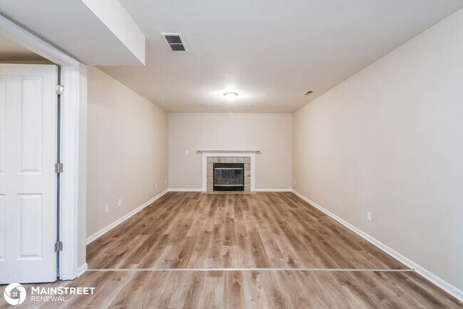 Building Photo - 6258 Whitaker Farms Dr