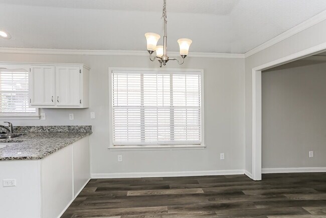 Foto del edificio - 2256 Lake Hill Ct