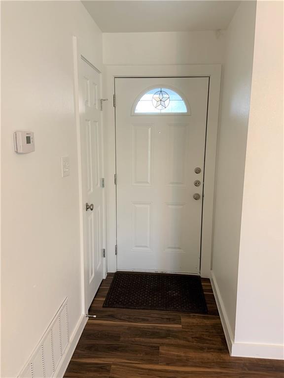 Foto del edificio - 9705 Oriole Dr